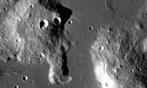 NASA, Japon ispace şirketinin başarısız uzay aracının Ay yüzeyindeki enkazını tespit etti