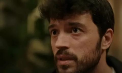 Ömer Dizisi Oyuncusu Emre Taşkıran'ın Kariyeri ve Sevgilisi Sude Uluer