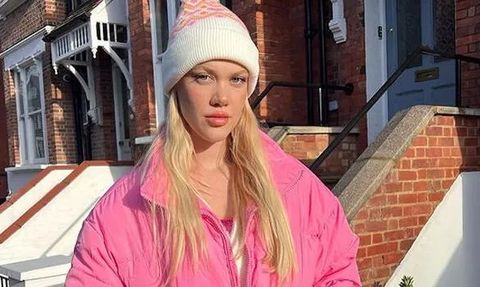 Bodrum Masalı'nın Alara'sı Serel Yereli'nin İngiltere'deki Cesur Paylaşımları