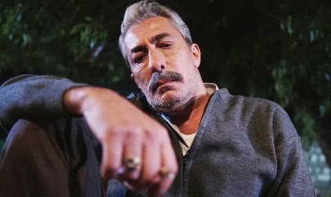 Erkan Petekkaya'nın yeni filmi 'Bana Sor' için sete çıktı