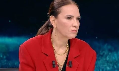 Yeşim Salkım imajını değiştirdi ve takipçisine sert çıktı