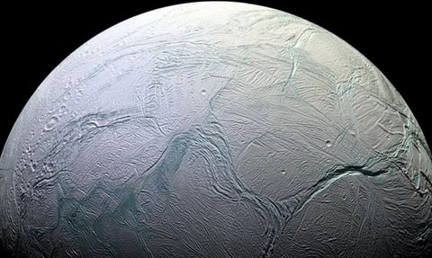 Enceladus'ta Yaşam İçin Gerekli Son Element Keşfedildi