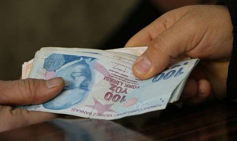 Vatandaş Borç Batağında: Türkiye'de Borçlar Artıyor