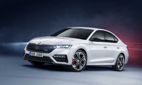 Skoda Superb ve Octavia Fiyat Listesi ve Özellikleri