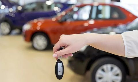 Sıfır Otomobillerde Zam ve Araç Sıkıntısı Devam Ediyor