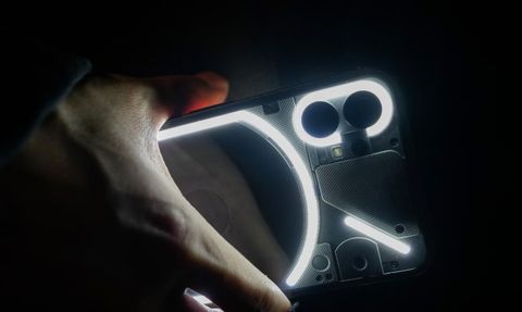 Nothing Phone (2) Hindistan'da Satışa Sunuluyor