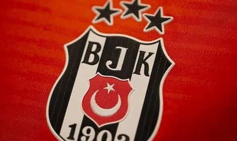 Galatasaray'ın eski yıldızı Beşiktaş yolunda: Kartal Galatasaray'dan Halil Dervişoğlu'nun rövanşını alıyor!
