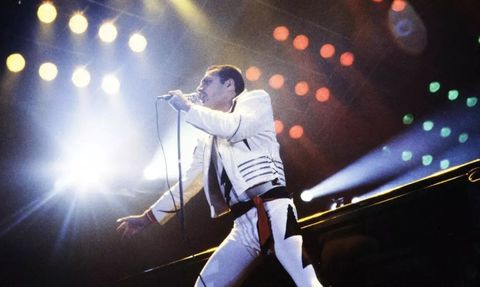 Queen Solisti Freddie Mercury'nin Piyanosu Açık Artırmada Satıldı