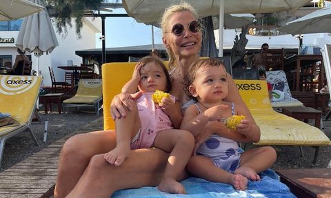 Seray Sever Mutlu Evliliği ve İkiz Kızlarıyla Tatilde