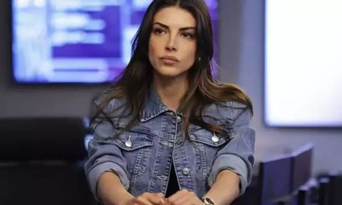 Deniz Baysal, 'Ne Gemiler Yaktım' Dizisinin Kadrosunda Yer Alacak