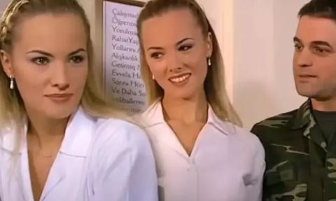 Emret Komutanım Dizisinin Unutulmaz Karakteri Şebnem Schaefer