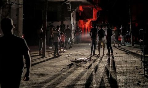 İsrail, Gazze'ye Su ve Elektrik Akışını Kesiyor