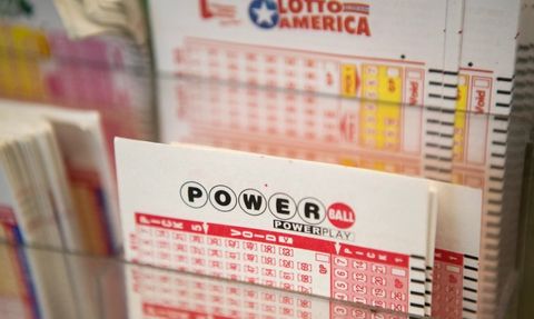 ABD'nin California Eyaletinde 1,76 Milyar Dolarlık Powerball İkramiyesi Kazananı Belli Oldu