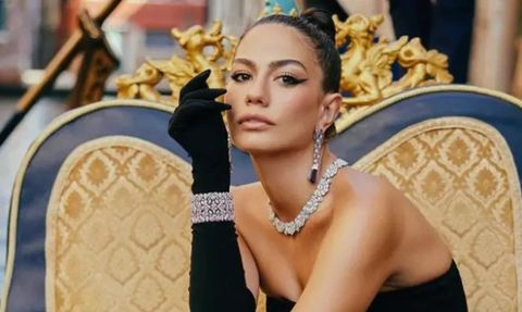 Demet Özdemir Budapeşte Tatilinden Pozlarını Paylaştı