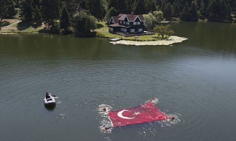 Bolu'da JAK Timinden Zafer Bayramı Kutlaması