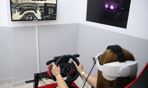 Sanal Gerçeklik ile Sürücü Eğitimi: Adana'da Yenilikçi Simülasyon Uygulaması