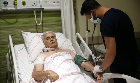 Tokat'taki Havuz Kazası: 73 Yaşındaki Adam Yanık Tedavisi Görüyor