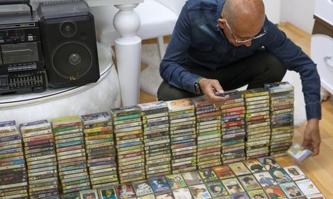 54 Yılda 5.200 Kasetlik Müzik Koleksiyonu Oluşturan Antrenör: İzzet Batmaz
