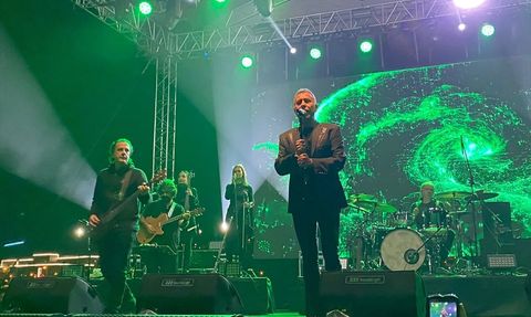 Haluk Levent, Bilecik'te Duygulandıran Bir Konser Verdi