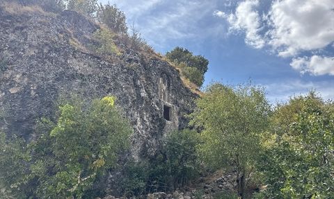 Adıyaman'da 1700 Yıllık Roma Oda Mezarı Keşfedildi