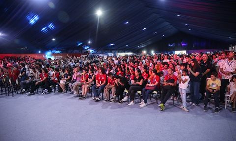 Astronot Alper Gezeravcı TEKNOFEST Adana'da Gençlerle Buluştu