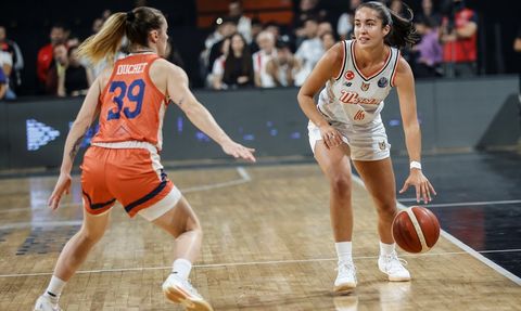 ÇBK Mersin, Tango Bourges Basket'i Yendi