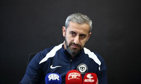 Çorum FK Teknik Direktörü Serkan Özbalta'dan Ligin Değerlendirmesi