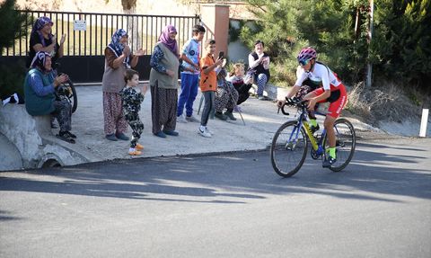 Edirne'de Balkan Yol Bisikleti Şampiyonası Başladı