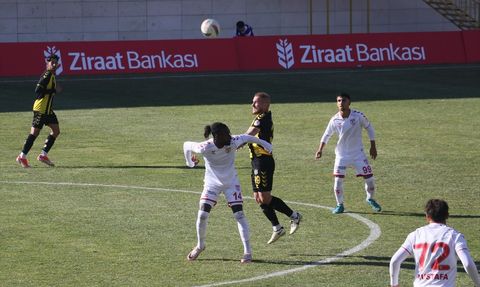 Futbol: Ziraat Türkiye Kupası'nda Samsunspor Turu Geçti