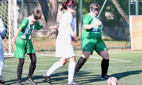Görme Engelliler Kadın Futbol Şampiyonası Kocaeli'de Başladı