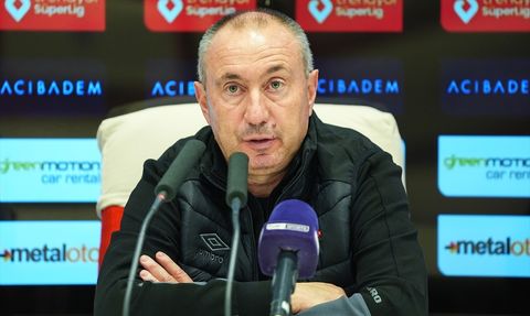 Göztepe'nin Eyüpspor Yenilgisi Sonrası Teknik Direktör Stoilov'un Değerlendirmeleri