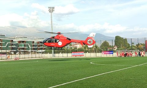 İzmir'deki Amatör Futbol Maçında Acil Gelen Hava Ambulansı