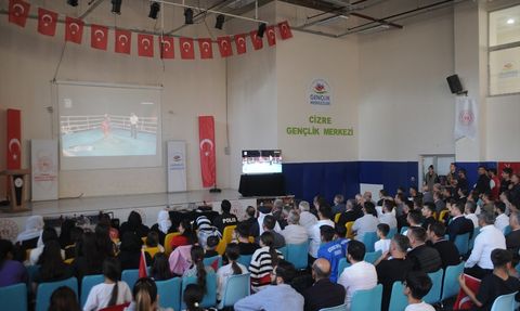 Nurselen Yalgettekin Şampiyonluğunu Cizre'de Kutladı