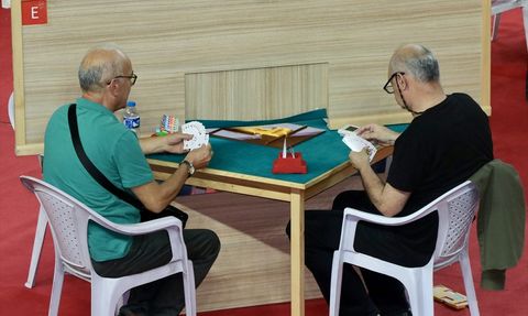 Trabzon'da Spor Toto Karadeniz İkili Briç Turnuvası Başladı