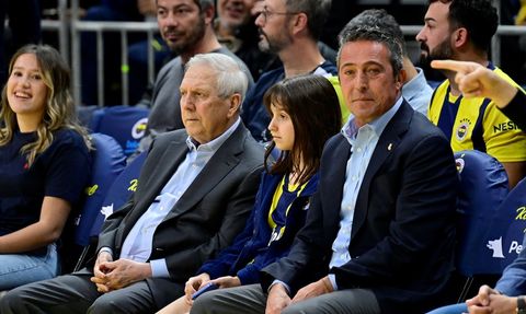 Ali Koç ve Aziz Yıldırım Fenerbahçe Beko-Partizan Maçında Bir Araya Geldi