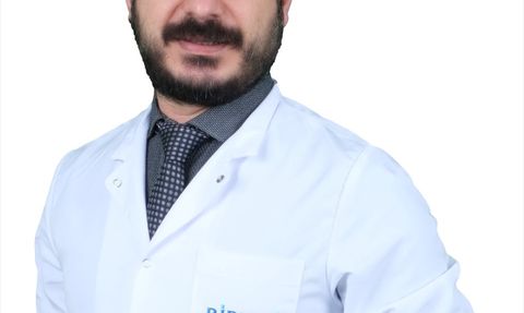 Bacak Ödemi ve Kalp Sağlığı: Prof. Dr. Okay Abacı Uyarıyor