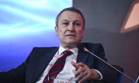 Bakan Bayraktar ve Gürcistanlı Yetkili Elektrik İşbirliği Konusunda Görüştü