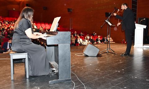 Bilecik'te Diş Hekimliği Öğrencilerine Beyaz Önlük Töreni