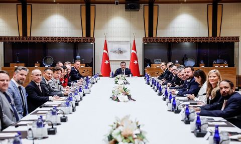 Cumhurbaşkanı Yardımcısı Yılmaz, ATBR Üyeleri İle Görüşme Gerçekleştirdi