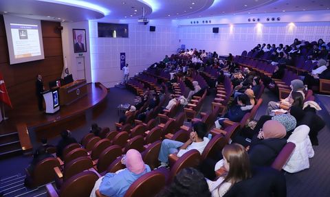 Nanoteknoloji ve Omiks Konferansı Atatürk Üniversitesi'nde Gerçekleşti