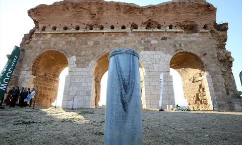 Tralleis Antik Kenti'nde Notalı Müzik Dinletisi ve Dans Gösterisi