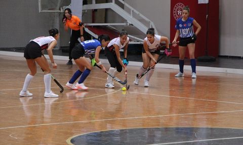 2024-2025 Salon Hokeyi Kadınlar Süper Ligi Alanya'da Başladı