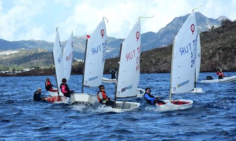 Bodrum'da Yosun Cup Yelken Yarışları Başladı