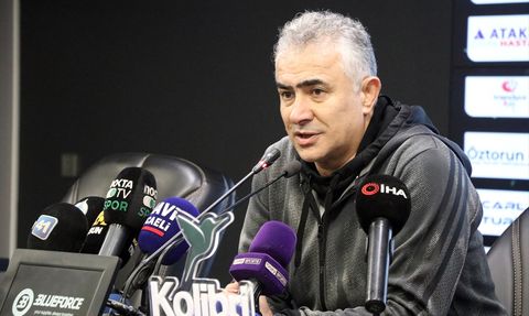 Kocaelispor, Esenler Erokspor'a 2-0 Yenildi: Teknik Direktörlerin Değerlendirmeleri