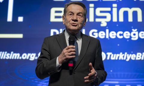 TBD'den Anadolu Ajansına Bilişim Medyası Ödülü