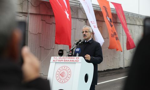 Ulaştırma ve Altyapı Bakanı Uraloğlu'ndan Kahta-Narince-Siverek Yolunun Açılışında Önemli Açıklamalar