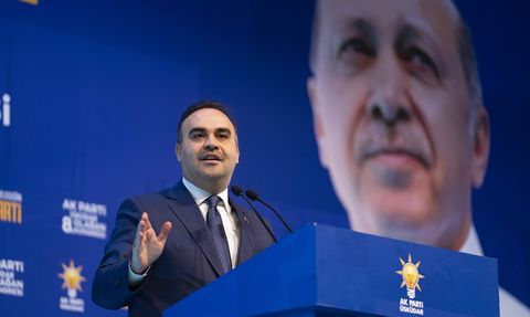 AK Parti Üsküdar Kongresi'nde Bakan Kacır'dan Önemli Açıklamalar