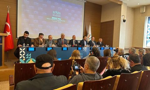 Batı Akdeniz İhracatı 2024'te 2,6 Milyar Doları Aştı