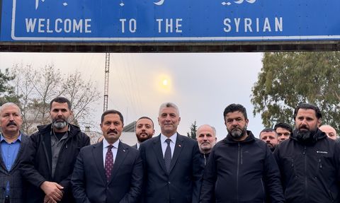 Ticaret Bakanı Bolat'tan Sınır Kapısı Ziyareti