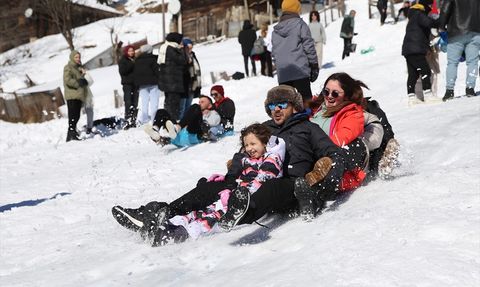 17. Çamlıhemşin Kardan Adam Kış Festivali Başladı